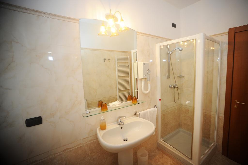Hotel Acqui & Centro Benessere أكوي تيرمي المظهر الخارجي الصورة